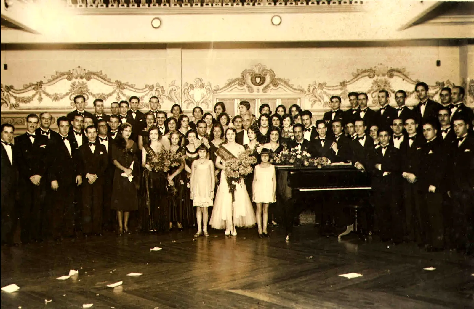 Integrantes históricos do Orfeão do Clube
